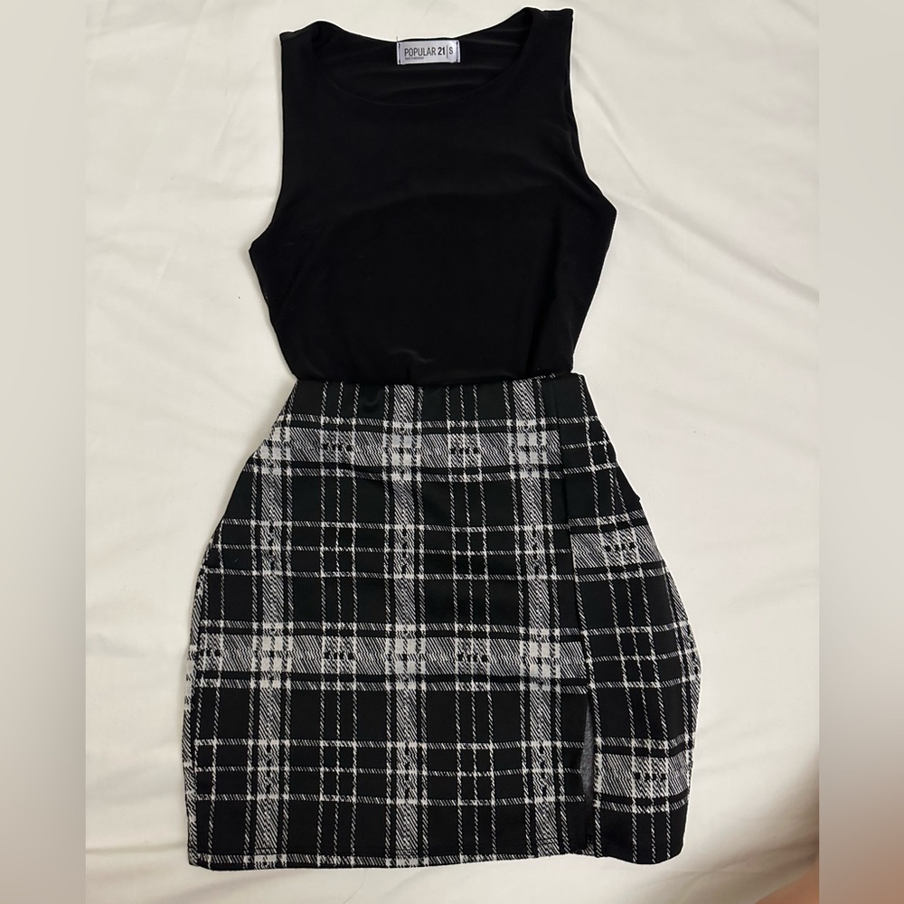 Black High Neck Sleeveless Bodysuit size Small